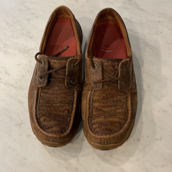 TWISTED X WOMEN'S LAYERED FRINGE DRIVING MOCS - Picture 7 of 12